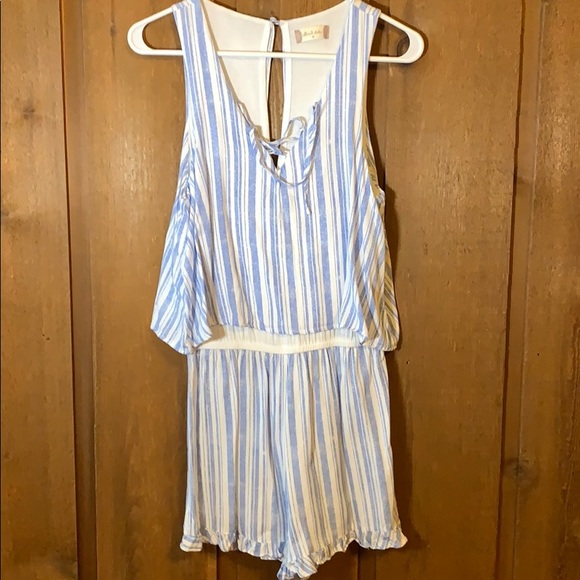 cute altar’d state romper - Picture 2 of 5